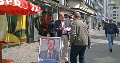 Robert Drewnicki, Infostand 2011