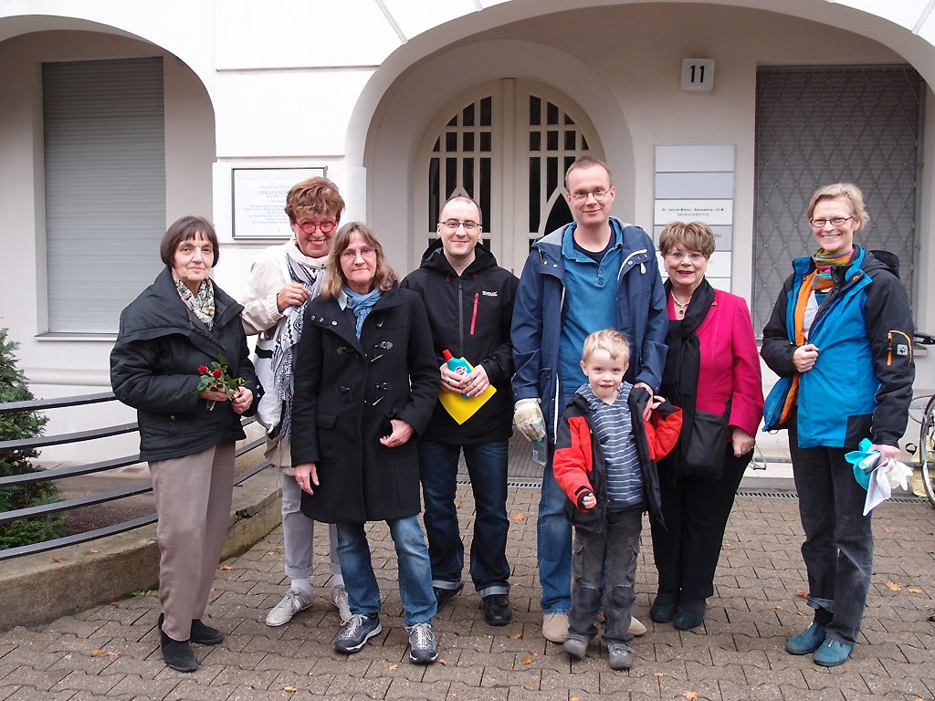 Stolpersteine putzen 09-2015