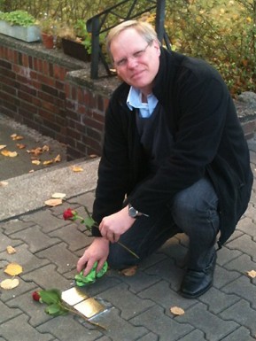 111112 Stolpersteine putzen